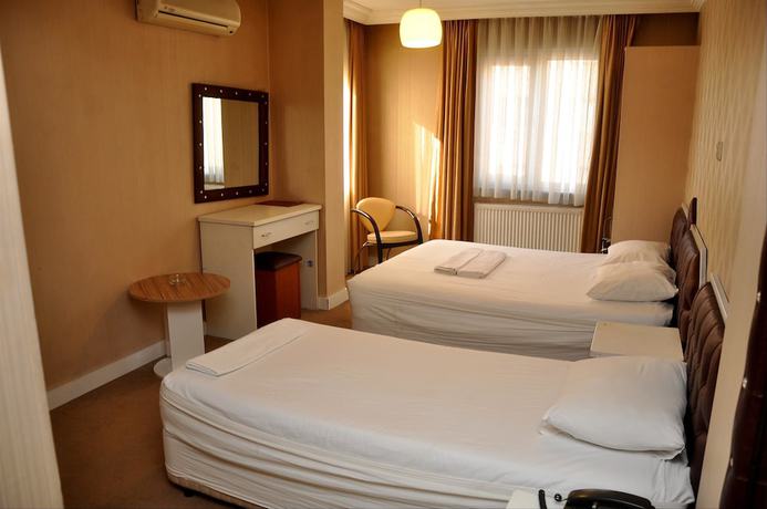 Imagen de la habitación del Hotel ANITPARK. Foto 9