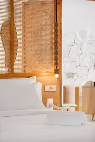 Imagen de la habitación del Hotel ANOME Mykonos. Foto 18