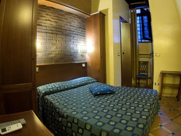 Imagen general del Hotel ANTICO BORGO DI TRASTEVERE. Foto 1