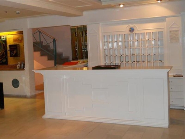 Imagen general del Hotel ANTINOOS. Foto 2