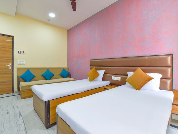 Imagen de la habitación del Hotel ANUVARAT VISHWA BHARTI SOCIETY. Foto 20