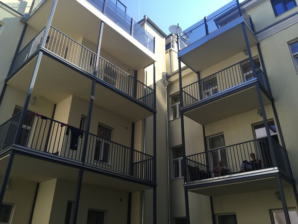 Imagen de los exteriores del Hotel ANYNA Apartments. Foto 12