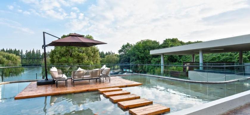 Imagen de los interiores del Hotel ANYUE LAKESIDE HOTEL. Foto 20