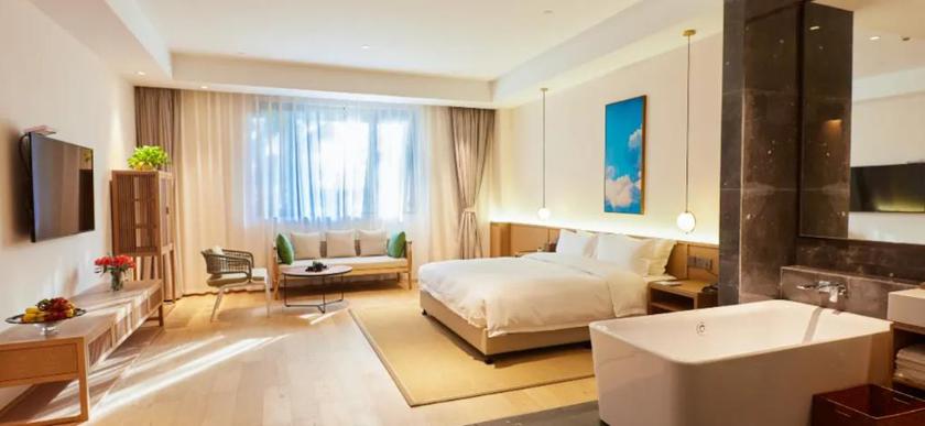 Imagen de la habitación del Hotel ANYUE LAKESIDE HOTEL. Foto 2