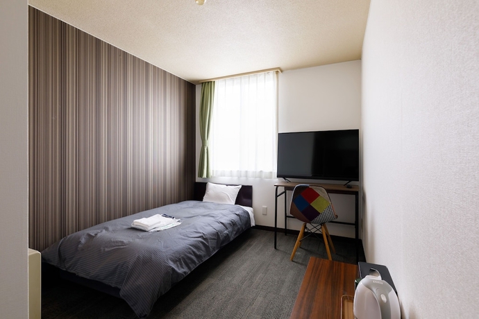 Imagen de la habitación del Hotel AOKI. Foto 5