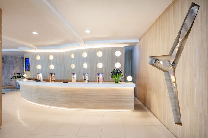 Imagen de los interiores del Hotel A-ONE The Royal Cruise Pattaya. Foto 11