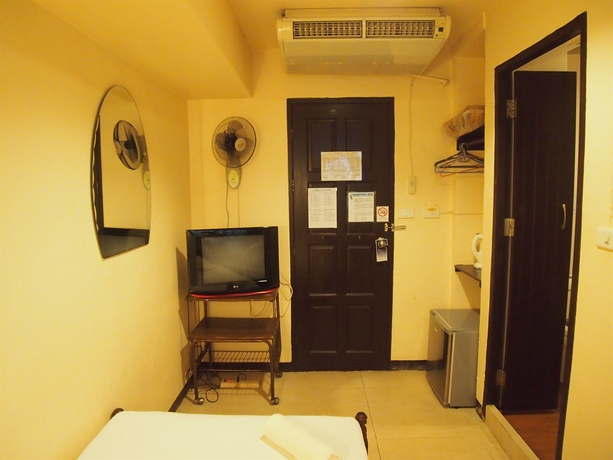 Imagen de la habitación del Hotel A-One Inn. Foto 10