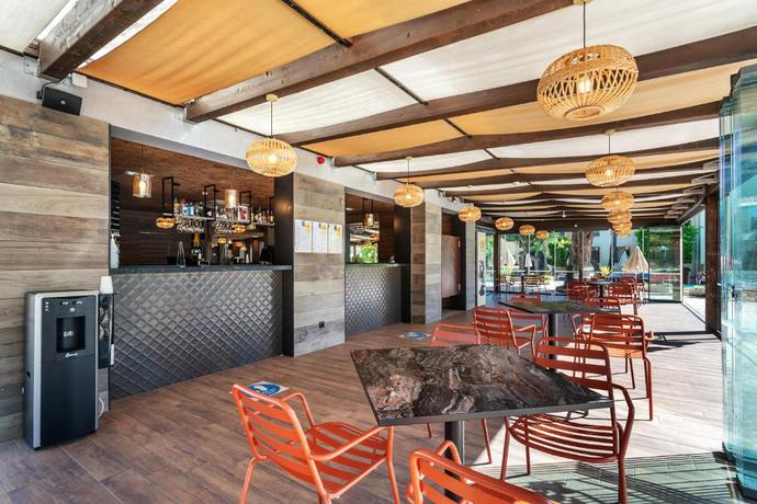 Imagen general del Hotel AP ADRIANA BEACH RESORT. Foto 5