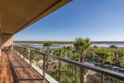 Imagen general del Hotel AP Lago Montargil Conference & Spa. Foto 5