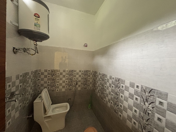 Imagen de la habitación del Hotel AP Residency Yamunotri. Foto 8
