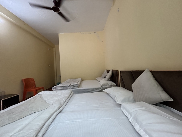 Imagen de la habitación del Hotel AP Residency Yamunotri. Foto 14