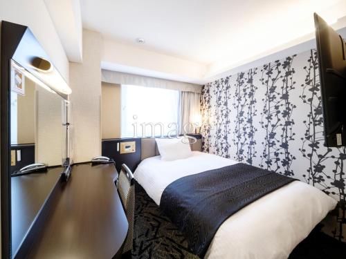Imagen de la habitación del Hotel APA Tokyo Nishikasai Ekimae. Foto 16