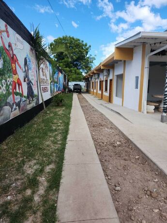 Imagen general del Hotel APARTA HOTEL PALMEROLA. Foto 6