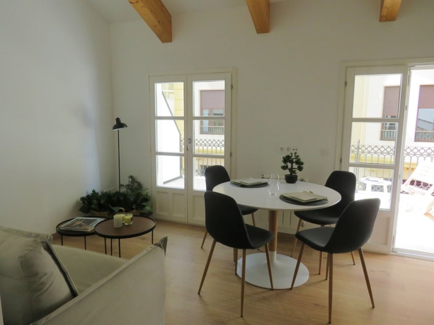 Imagen de la habitación del Hotel APARTAMENTOS ARMANYA 3. Foto 5