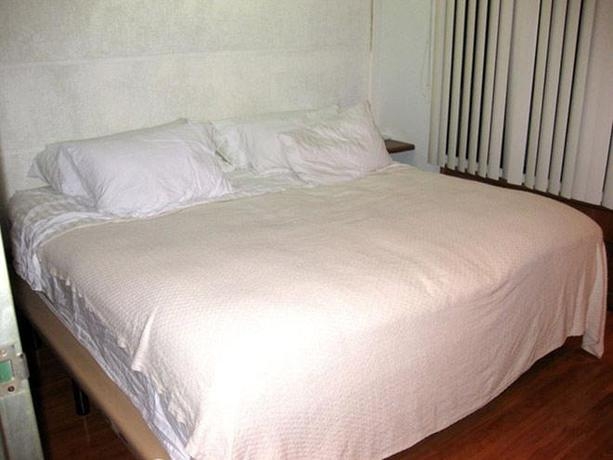 Imagen general del Hotel APARTAMENTOS EXECUTIVE FLATS. Foto 9
