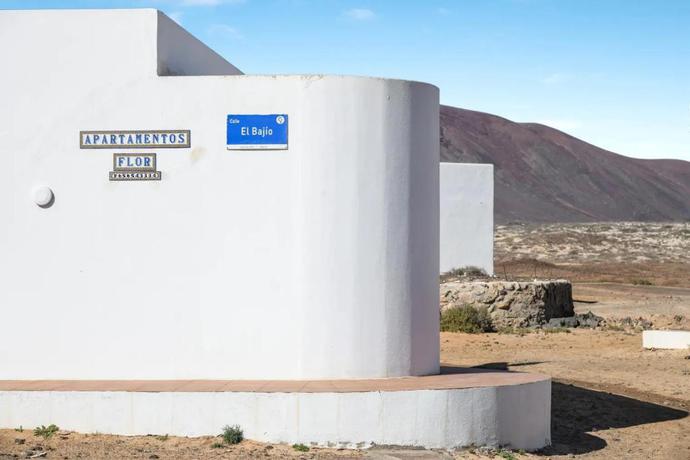 Imagen de los exteriores del Hotel APARTAMENTOS FLOR. Foto 19