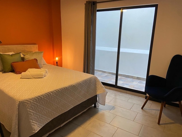 Imagen de la habitación del Hotel APARTAMENTOS VIRGINIA 34. Foto 5