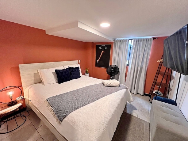 Imagen de la habitación del Hotel APARTAMENTOS VIRGINIA 34. Foto 6