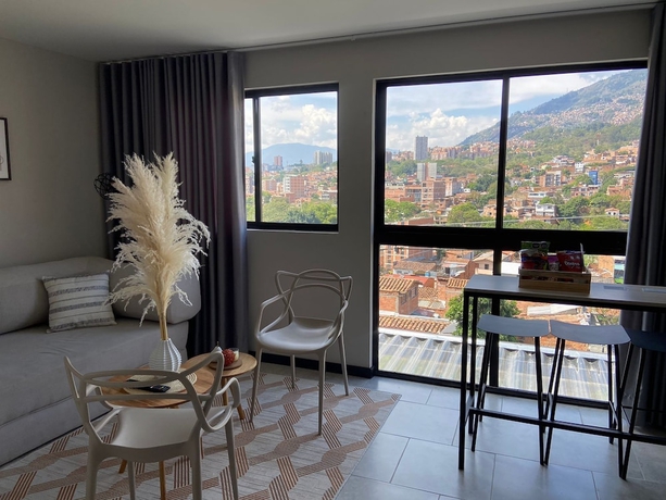Imagen de la habitación del Hotel APARTAMENTOS VIRGINIA 34. Foto 14