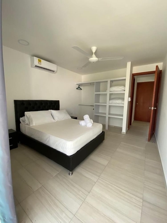 Imagen de la habitación del Hotel APARTASUITES RAMASA. Foto 3