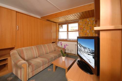 Imagen general del Hotel APARTHOTEL ADLER. Foto 9