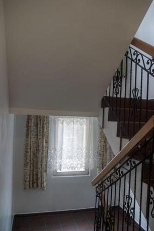 Imagen general del Hotel APARTHOTEL Apartamenty KORONA noclegi przy Termach Cieplickich 10proc rabatu do TERM Jelenia G&oacute;ra Ci. Foto 1