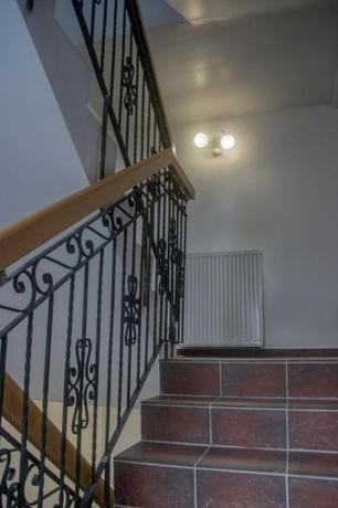 Imagen general del Hotel APARTHOTEL Apartamenty KORONA noclegi przy Termach Cieplickich 10proc rabatu do TERM Jelenia G&oacute;ra Ci. Foto 3