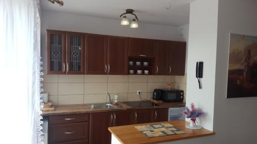 Imagen general del Hotel APARTHOTEL Apartamenty KORONA noclegi przy Termach Cieplickich 10proc rabatu do TERM Jelenia G&oacute;ra Ci. Foto 16