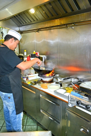 Imagen del bar/restaurante del Hotel APARTMENTS PANORAMA. Foto 3
