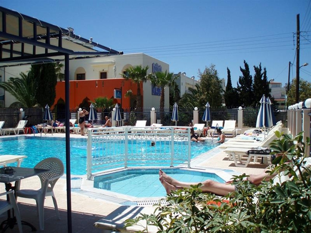 Imagen general del Hotel APARTMENTS ZOUBOULIA. Foto 6