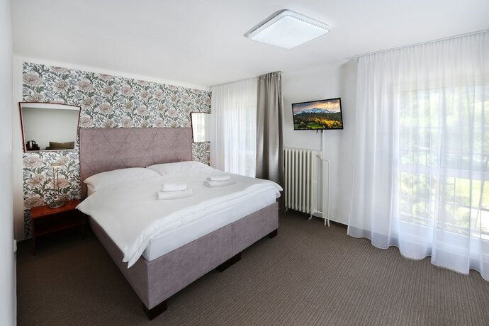 Imagen general del Hotel APLEND Lujza Major. Foto 6