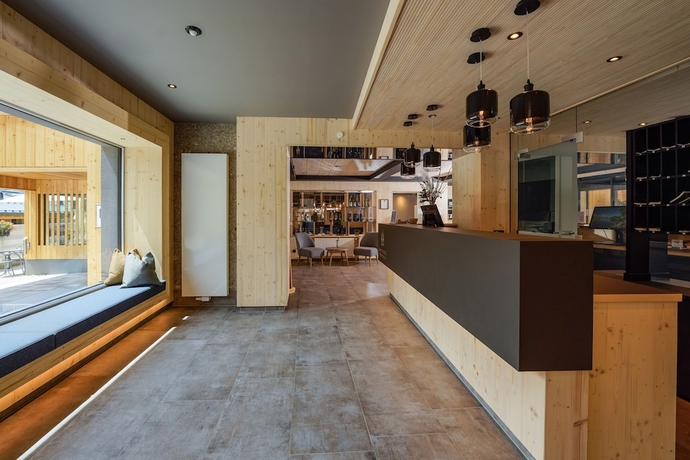 Imagen de los interiores del Hotel APPARTHOTEL FERIENALM. Foto 18