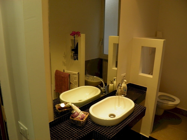 Imagen de la habitación del Hotel APR Guesthouse. Foto 4