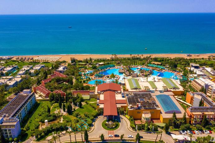 Imagen general del Hotel AQI Pegasos World. Foto 16