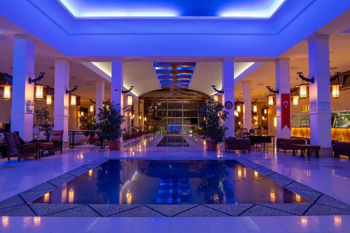 Imagen general del Hotel AQI Pegasos World. Foto 18