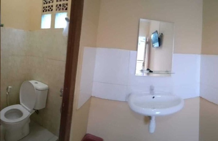 Imagen general del Hotel AQILAKOST n CAFE Gadog Puncak. Foto 2