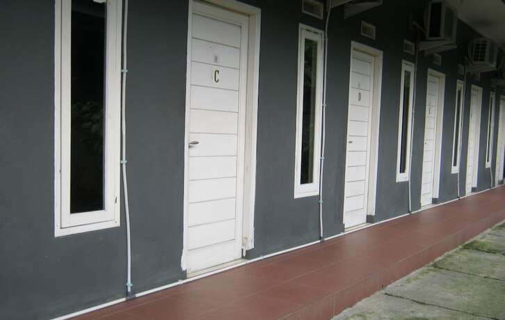 Imagen general del Hotel AQILAKOST n CAFE Gadog Puncak. Foto 7