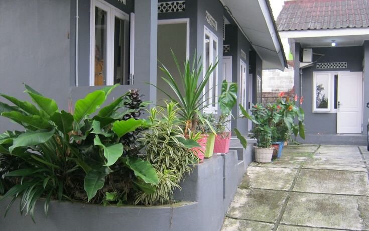 Imagen general del Hotel AQILAKOST n CAFE Gadog Puncak. Foto 9