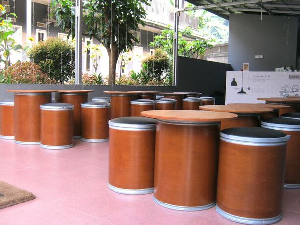 Imagen general del Hotel AQILAKOST n CAFE Gadog Puncak. Foto 11