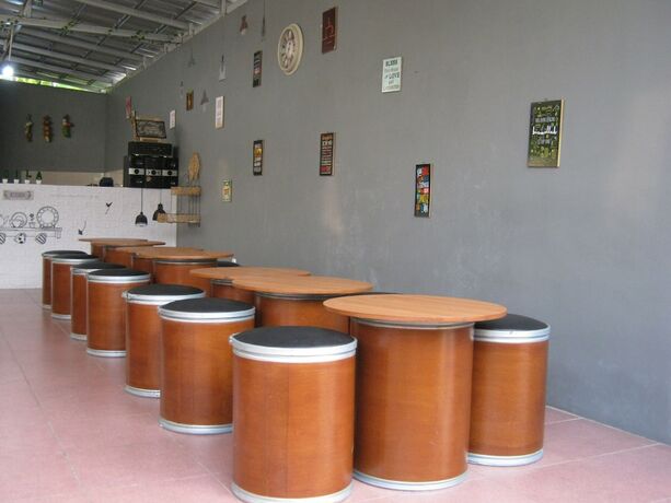 Imagen general del Hotel AQILAKOST n CAFE Gadog Puncak. Foto 14