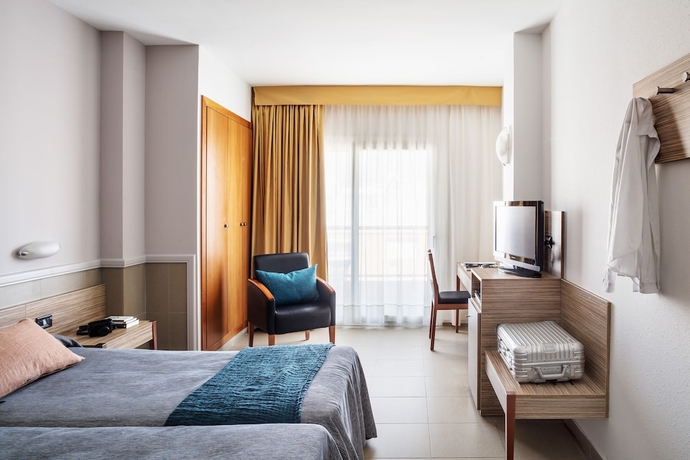 Imagen de la habitación del Hotel AQUA Hotel Promenade & Spa. Foto 7