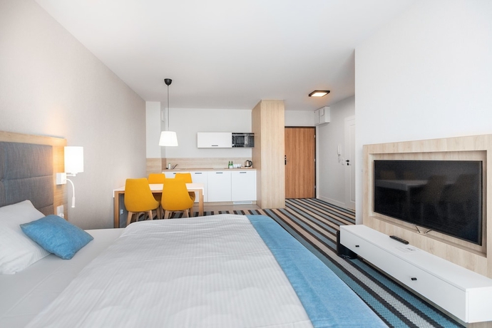 Imagen de la habitación del Hotel AQUA Resort AQUAPARK. Foto 5