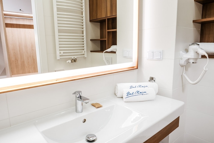 Imagen de la habitación del Hotel AQUA Resort AQUAPARK. Foto 15