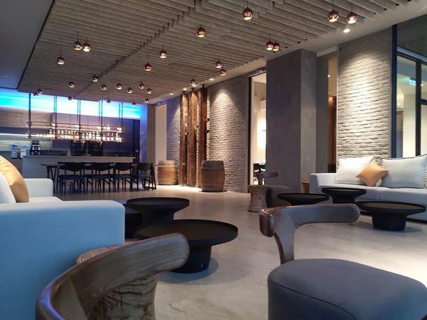 Imagen del bar/restaurante del Hotel AQUATREE RESORT. Foto 2