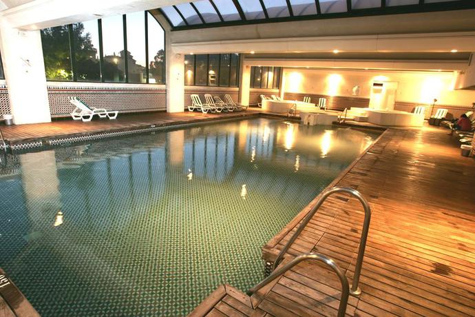 Imagen de la piscina del Hotel AR Almerimar. Foto 24