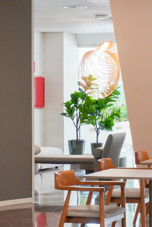 Imagen de los interiores del Hotel AR Roca Esmeralda and Spa. Foto 22