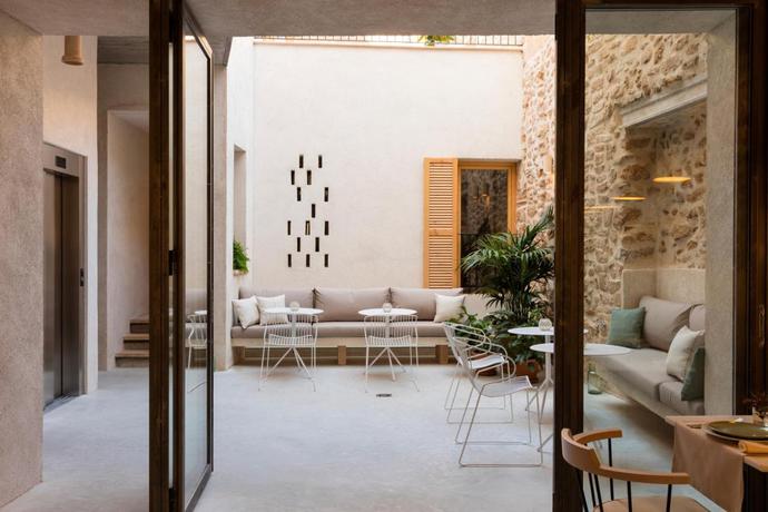 Imagen de los interiores del Hotel ARA Alcudia. Foto 7