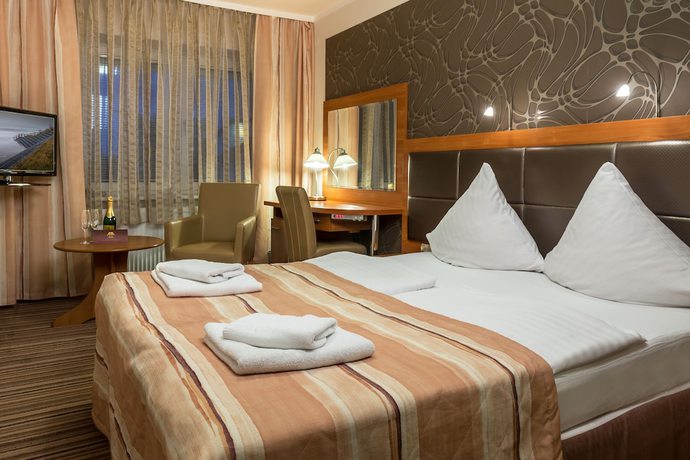 Imagen de la habitación del Hotel ARA Restauracja Club. Foto 6