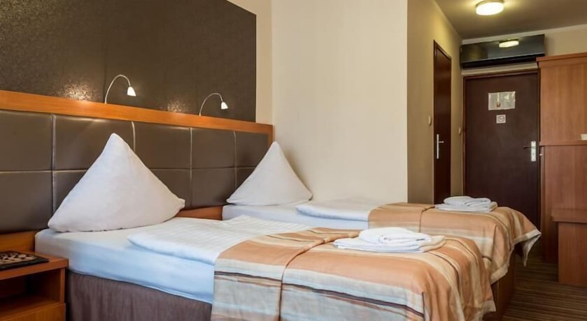 Imagen de la habitación del Hotel ARA Restauracja Club. Foto 7