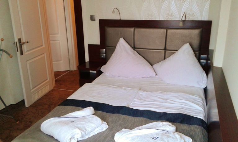 Imagen de la habitación del Hotel ARA Restauracja Club. Foto 10